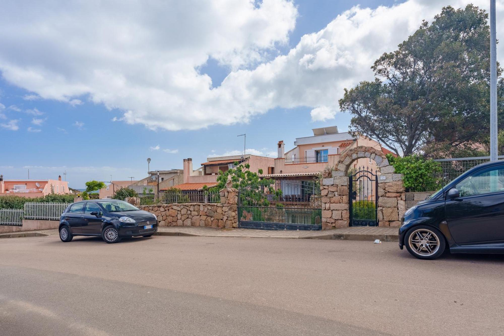 Villa Alfredo Golfo Aranci Exterior photo