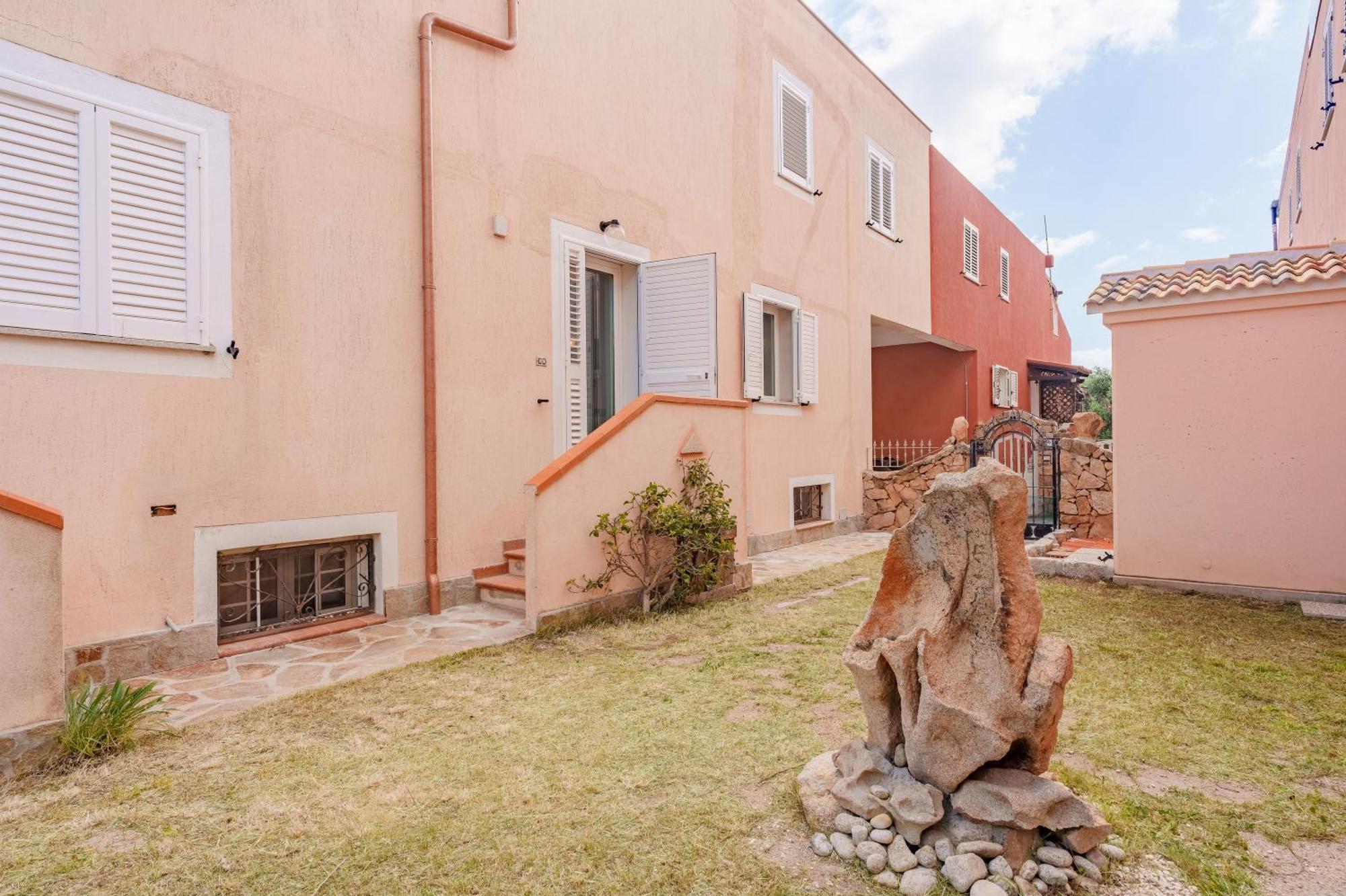 Villa Alfredo Golfo Aranci Exterior photo